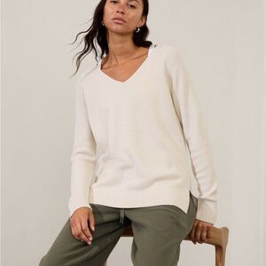 Athleta Handover V-neck Cream Sweater
